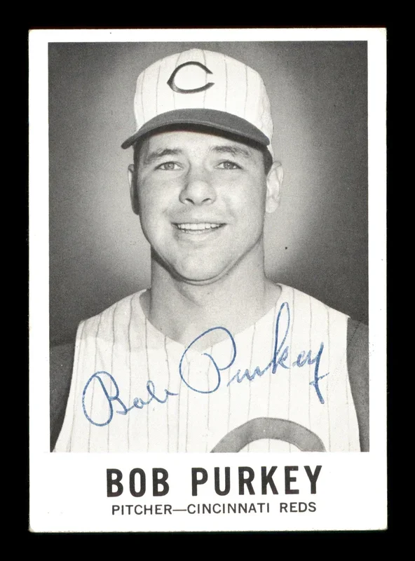 Bob Purkey Autographed 1960 Leaf Card #67 Cincinnati Reds SKU #198798