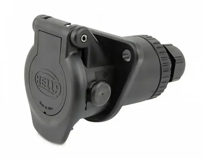 Hella Marine 15 Pole Socket