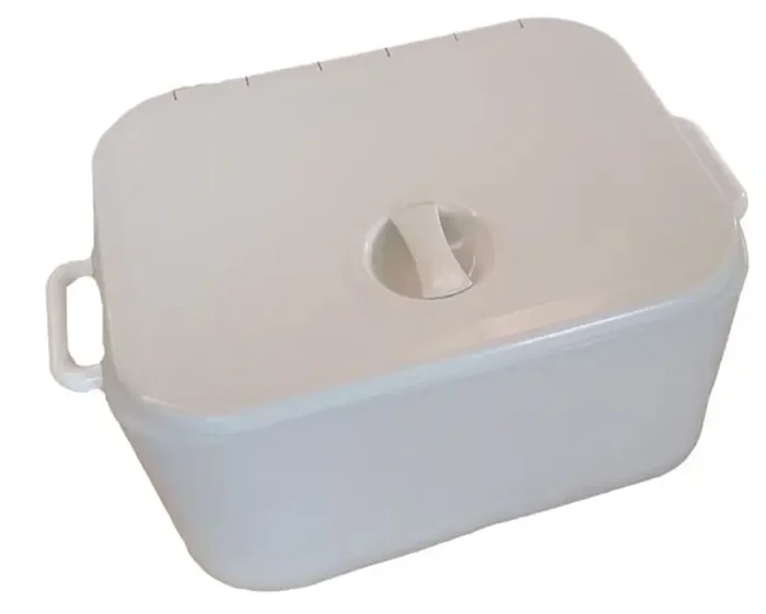 Hi-Tech LBT01S Live Bait Tank with Small Hatch 15L