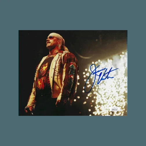 Jesse “The Body” Ventura Signed Pose 2 8×10 Photo (JSA)