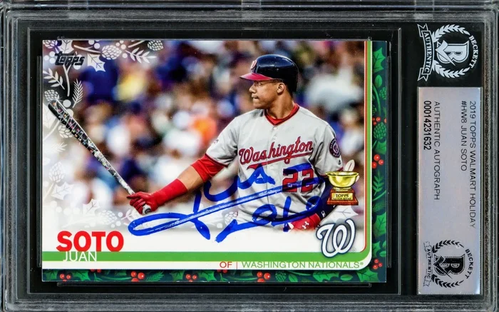 Juan Soto Autographed 2019 Topps Holiday Rookie Card #HW8 Washington Nationals Beckett BAS #14231632