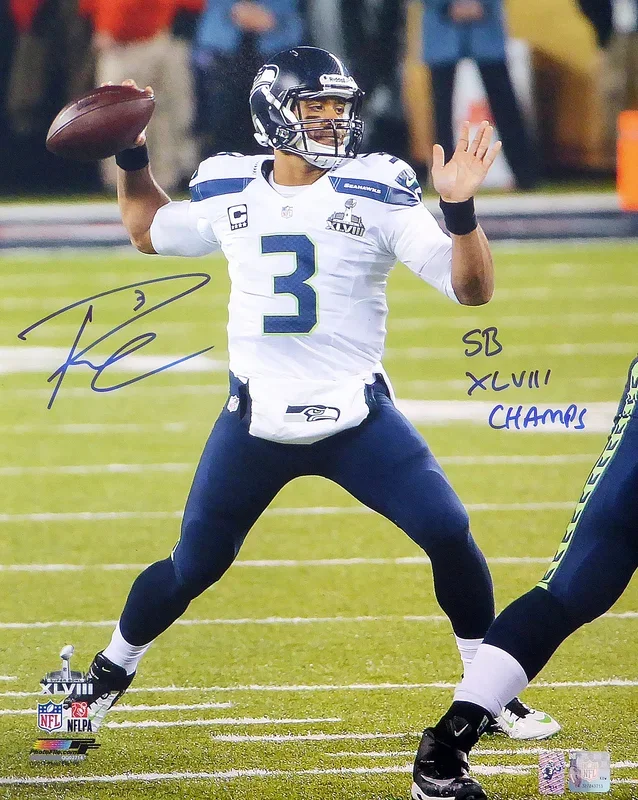Russell Wilson Autographed 16×20 Photo Seattle Seahawks Super Bowl “SB XLVIII Champs” RW Holo Stock #105130