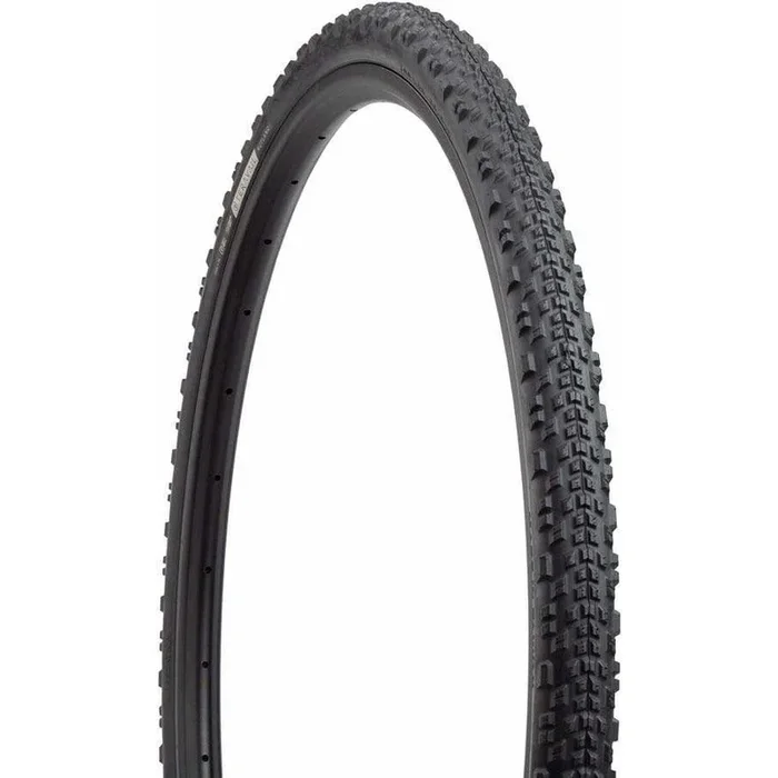 Rutland Tire – 700 x 38 Durable Fast Compound
