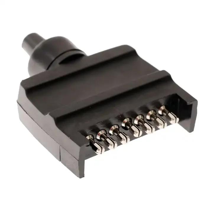Trojan 7 Pin Flat Screw On Plug for Trailer Lights
