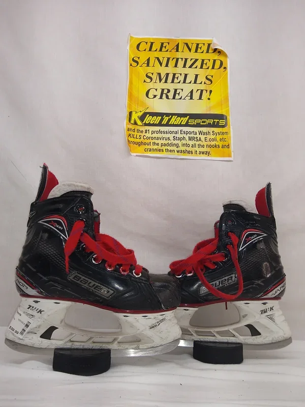 Used Bauer Vapor X500 Size 1 D Ice Hockey Skates