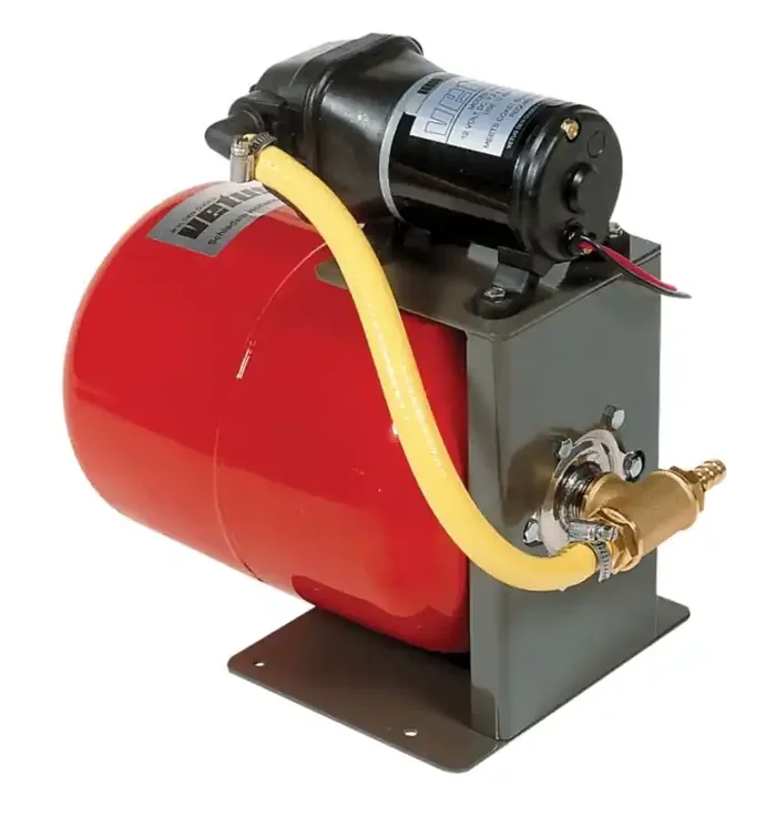 VETUS Pressurised Water System 24 Volt with 8 Litre Tank